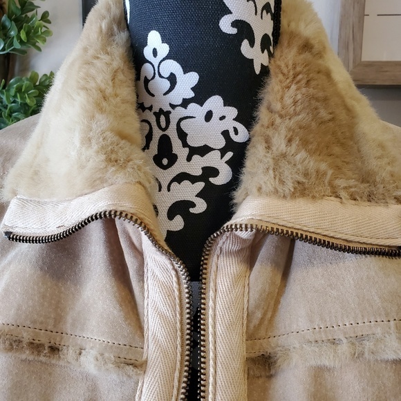 Black Rivet suede and fur‎ jacket size medium - Picture 3 of 8